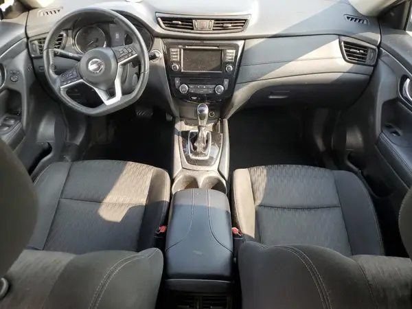 KNMAT2MV4JP565017 2018 NISSAN ROGUE - Image 8