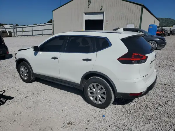 KNMAT2MV4JP567611 2018 NISSAN ROGUE - Image 2