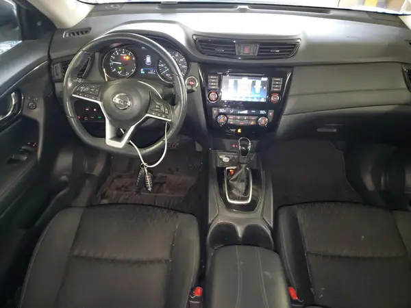 KNMAT2MV4JP567902 2018 NISSAN ROGUE - Image 8