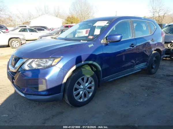 KNMAT2MV4JP572940 2018 NISSAN ROGUE - Image 2