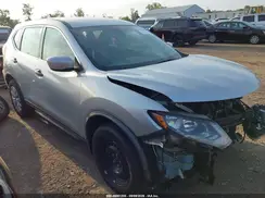 KNMAT2MV4JP573358 2018 NISSAN ROGUE