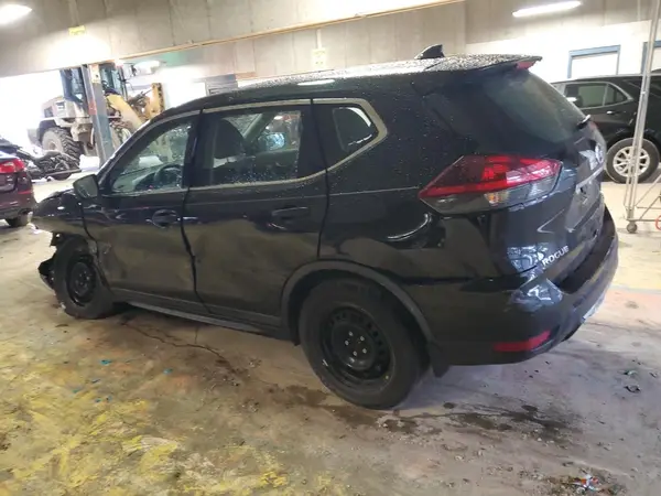 KNMAT2MV4JP575126 2018 NISSAN ROGUE - Image 2