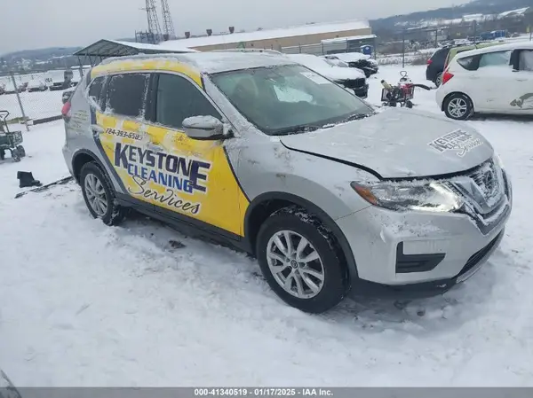 KNMAT2MV4JP575577 2018 NISSAN ROGUE - Image 1