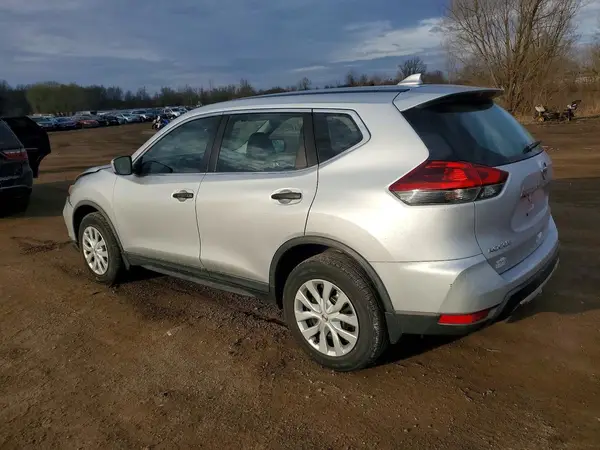 KNMAT2MV4JP576678 2018 NISSAN ROGUE - Image 2