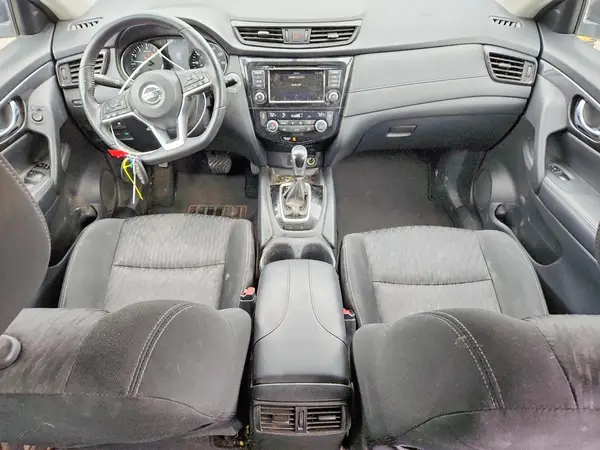 KNMAT2MV4JP585297 2018 NISSAN ROGUE - Image 8