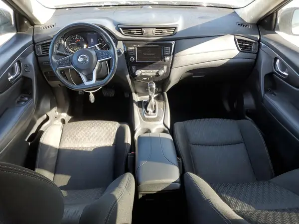 KNMAT2MV4JP586143 2018 NISSAN ROGUE - Image 8