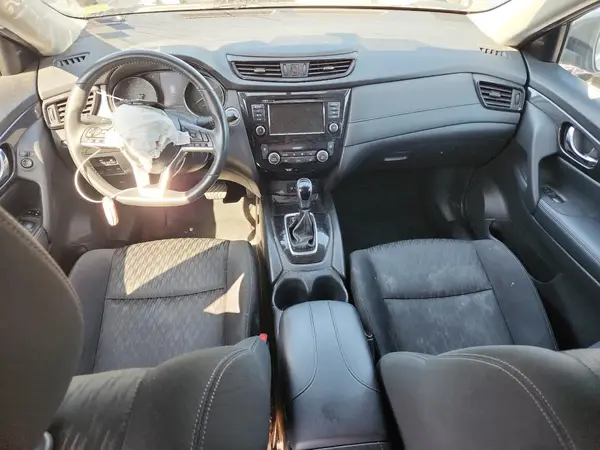 KNMAT2MV4JP589429 2018 NISSAN ROGUE - Image 8