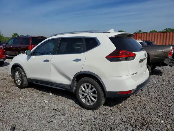 KNMAT2MV4JP593920 2018 NISSAN ROGUE - Image 2
