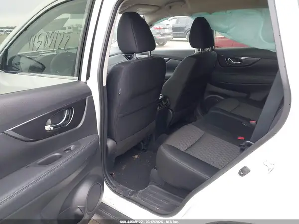 KNMAT2MV4JP595246 2018 NISSAN ROGUE - Image 8