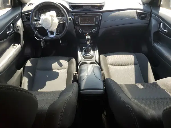 KNMAT2MV4JP596235 2018 NISSAN ROGUE - Image 8