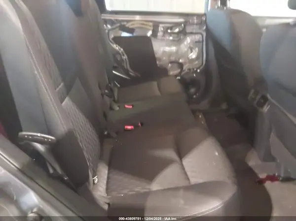 KNMAT2MV4JP597479 2018 NISSAN ROGUE - Image 8