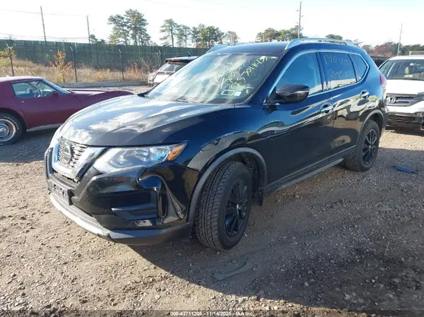KNMAT2MV4JP598244 2018 NISSAN ROGUE - Image 2