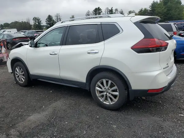 KNMAT2MV4JP600106 2018 NISSAN ROGUE - Image 2