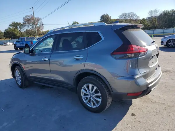 KNMAT2MV4JP601739 2018 NISSAN ROGUE - Image 2