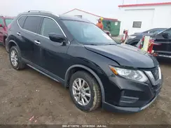 KNMAT2MV4JP608495 2018 NISSAN ROGUE
