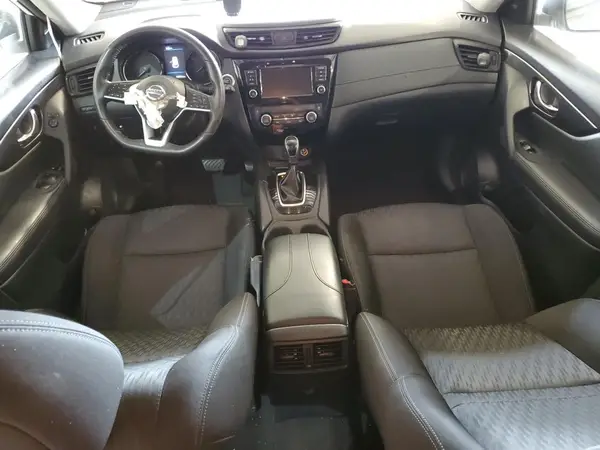 KNMAT2MV4JP612238 2018 NISSAN ROGUE - Image 8