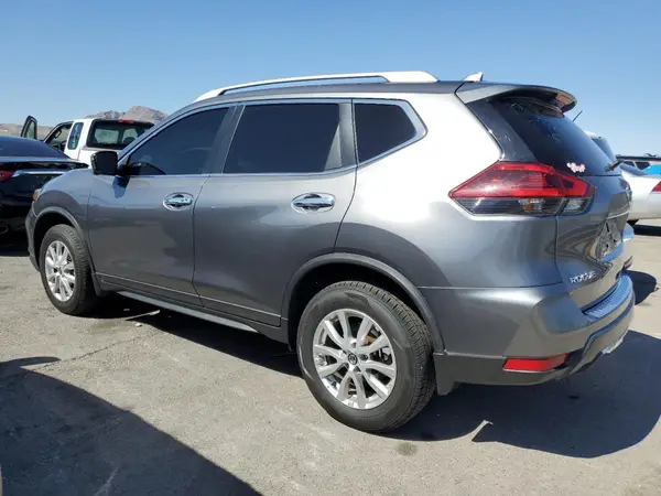 KNMAT2MV4JP612837 2018 NISSAN ROGUE - Image 2