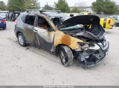 KNMAT2MV4JP618914 2018 NISSAN ROGUE