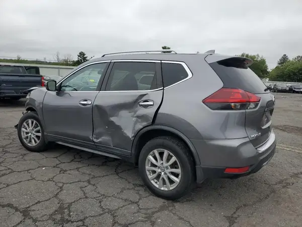 KNMAT2MV4JP621392 2018 NISSAN ROGUE - Image 2