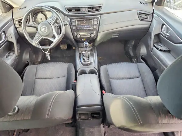 KNMAT2MV4JP621540 2018 NISSAN ROGUE - Image 8