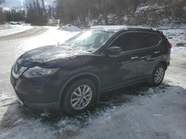 KNMAT2MV4JP621893 2018 NISSAN ROGUE - Image 1