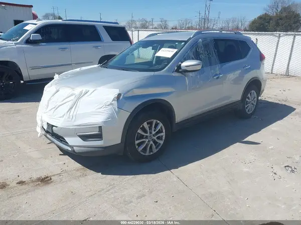 KNMAT2MV4KP523089 2019 NISSAN ROGUE - Image 2