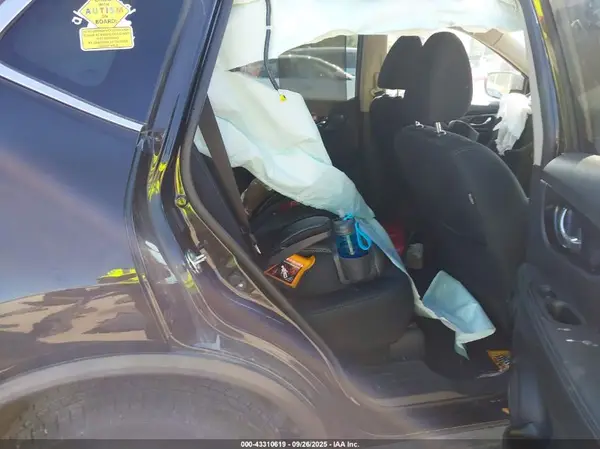 KNMAT2MV4KP524954 2019 NISSAN ROGUE - Image 8
