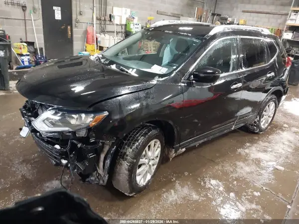 KNMAT2MV4KP530575 2019 NISSAN ROGUE - Image 2