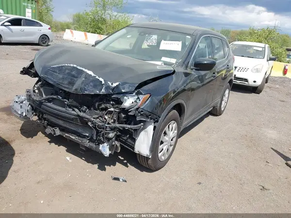 KNMAT2MV4KP532925 2019 NISSAN ROGUE - Image 2