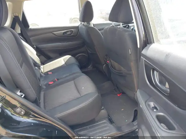KNMAT2MV4KP532925 2019 NISSAN ROGUE - Image 8