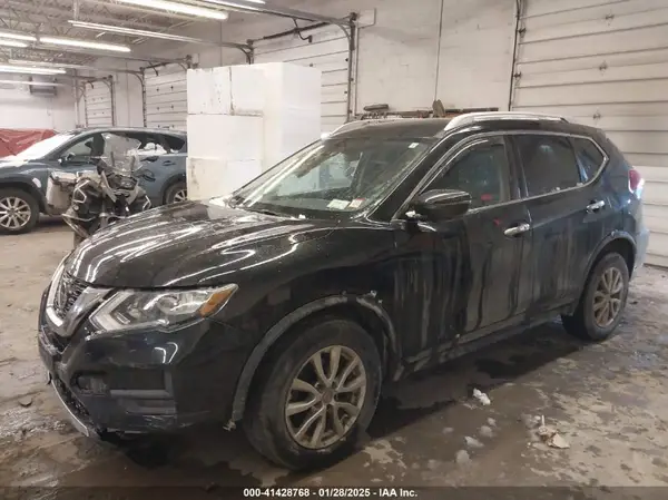 KNMAT2MV4KP533525 2019 NISSAN ROGUE - Image 2