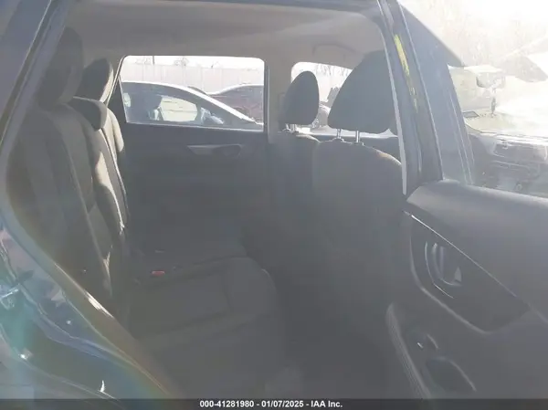 KNMAT2MV4KP538496 2019 NISSAN ROGUE - Image 8