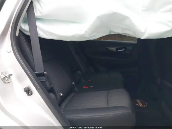 KNMAT2MV4KP555038 2019 NISSAN ROGUE - Image 8