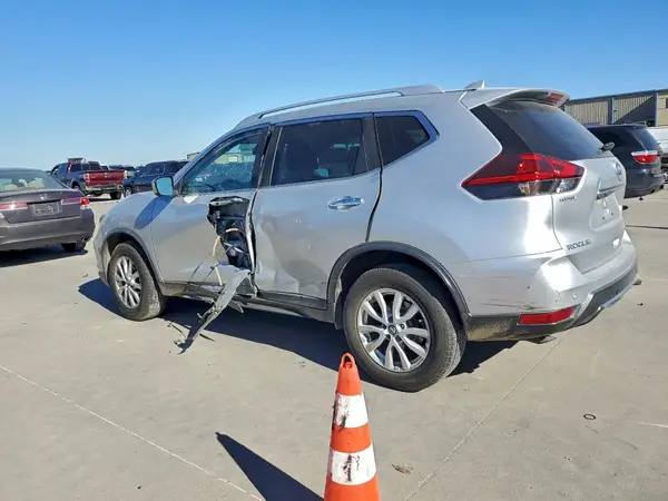 KNMAT2MV4LP502275 2020 NISSAN ROGUE - Image 2