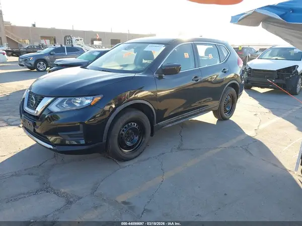 KNMAT2MV4LP508786 2020 NISSAN ROGUE - Image 2