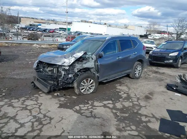 KNMAT2MV4LP529105 2020 NISSAN ROGUE - Image 2