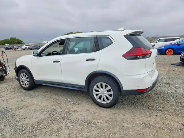 KNMAT2MV4LP537379 2020 NISSAN ROGUE - Image 2