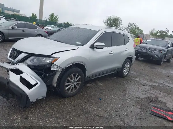 KNMAT2MV4LP538466 2020 NISSAN ROGUE - Image 2