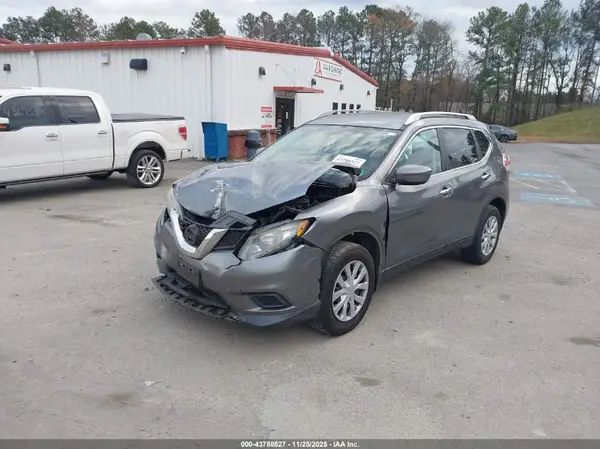 KNMAT2MV5GP594602 2016 NISSAN ROGUE - Image 2