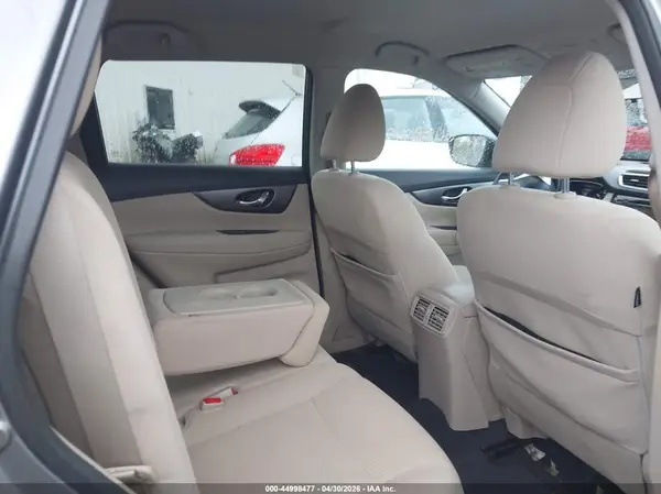 KNMAT2MV5GP638789 2016 NISSAN ROGUE - Image 8