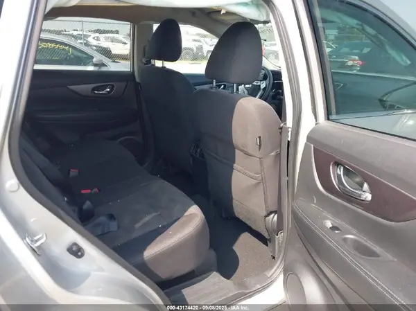 KNMAT2MV5GP643085 2016 NISSAN ROGUE - Image 8
