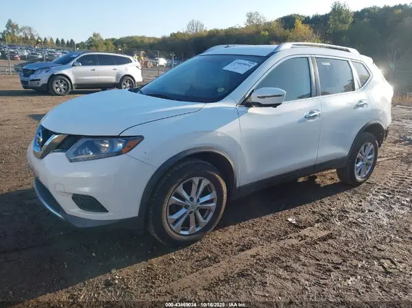 KNMAT2MV5GP675759 2016 NISSAN ROGUE - Image 2
