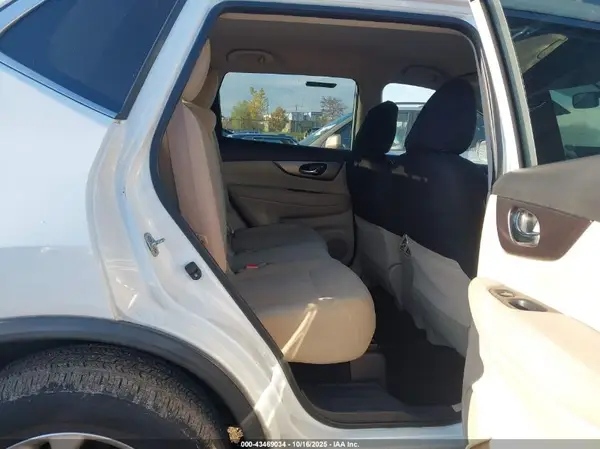 KNMAT2MV5GP675759 2016 NISSAN ROGUE - Image 8