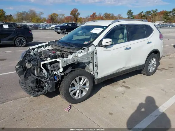 KNMAT2MV5GP685224 2016 NISSAN ROGUE - Image 2
