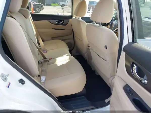 KNMAT2MV5GP685224 2016 NISSAN ROGUE - Image 8