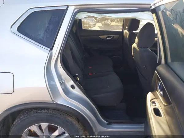 KNMAT2MV5GP687684 2016 NISSAN ROGUE - Image 8