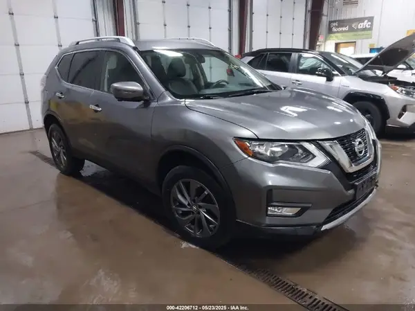 KNMAT2MV5GP697762 2016 NISSAN ROGUE - Image 1
