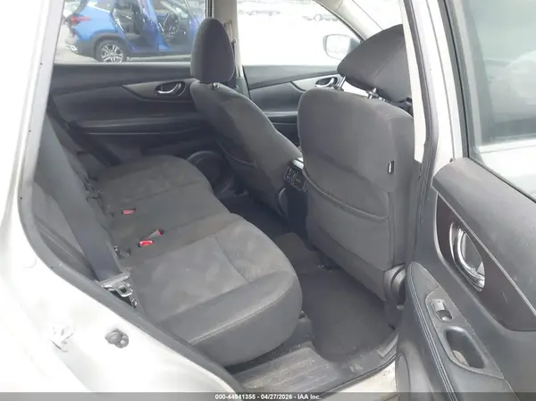 KNMAT2MV5GP705827 2016 NISSAN ROGUE - Image 8