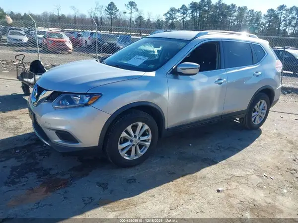 KNMAT2MV5GP708906 2016 NISSAN ROGUE - Image 2
