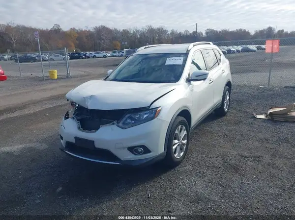 KNMAT2MV5GP710090 2016 NISSAN ROGUE - Image 2